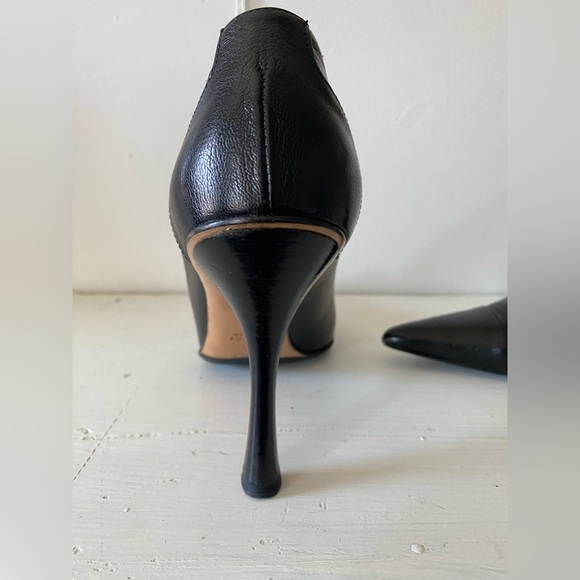 Gucci classic leather pumps. - Picture 10 of 13